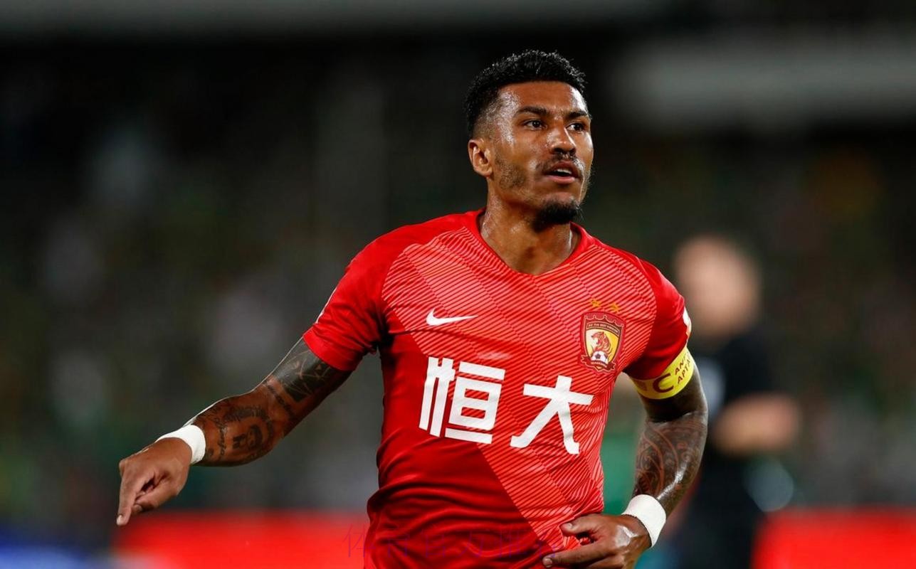 官方：巴西边锋热菲尼奥租借加盟辽宁铁人，身价450w欧