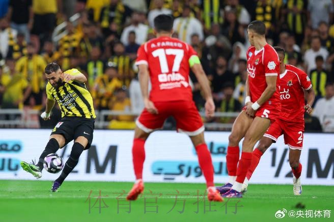 25球!本泽马创个人单赛季联赛进球新高 25球!本泽马创个人单赛季联赛进球新高